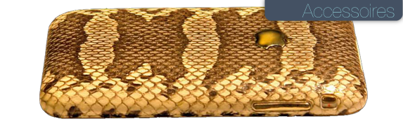 Un iPhone en peau de serpent